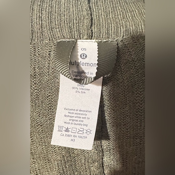 Lululemon Stillness Wrap - Picture 7 of 7